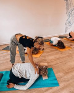 Cours de yoga à La Source ajustement